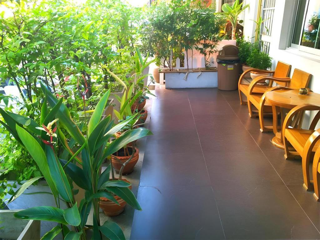 Chinotel Phuket Exterior foto