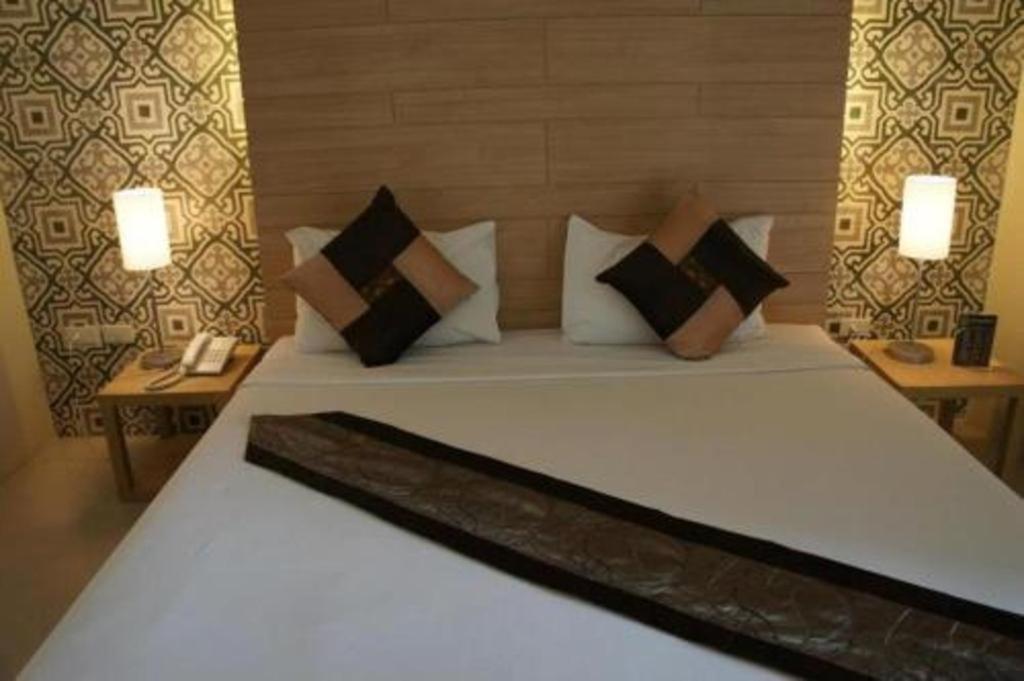 Chinotel Phuket Exterior foto