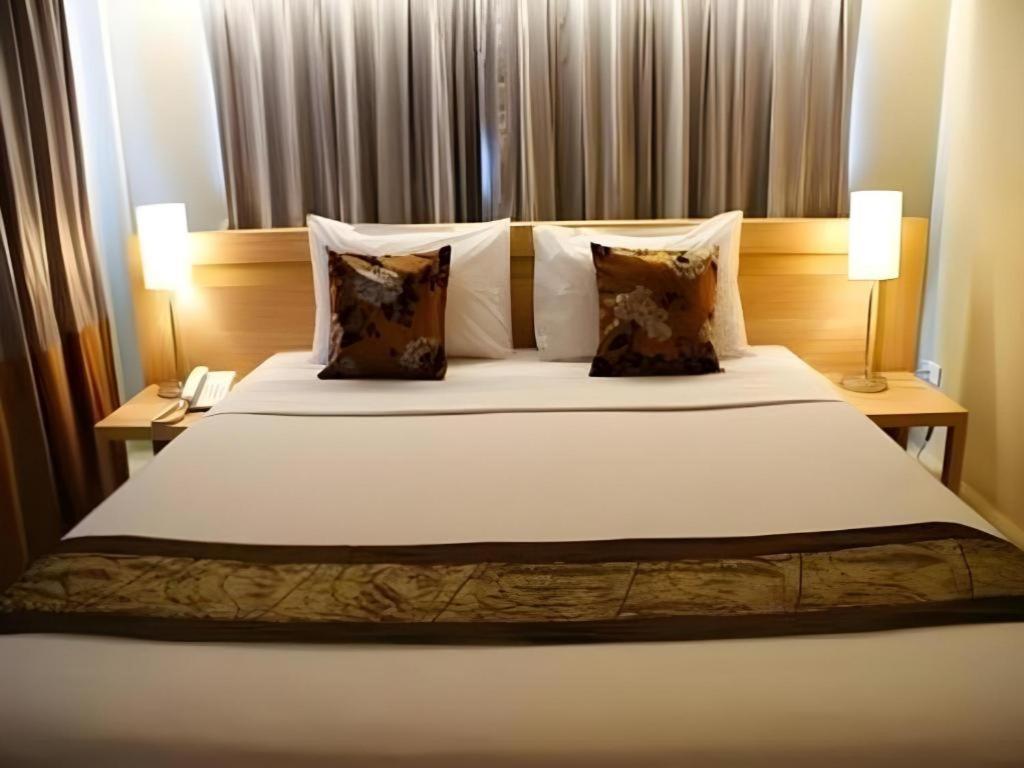 Chinotel Phuket Exterior foto