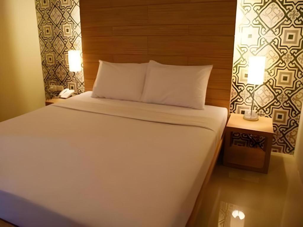 Chinotel Phuket Exterior foto