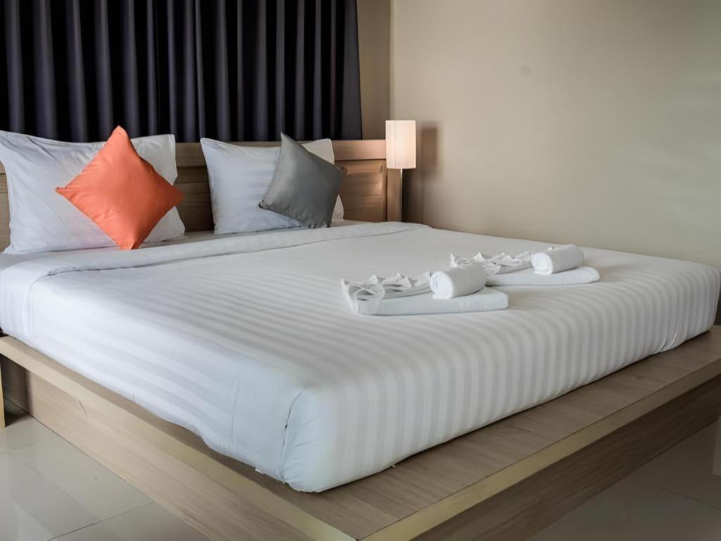 Chinotel Phuket Exterior foto
